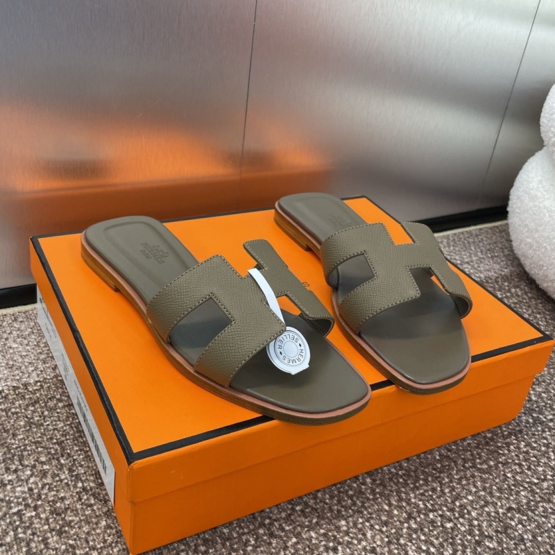 Hermes Slippers